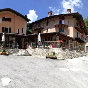 Agriturismo Cornei Da Nadia , Collio Italia