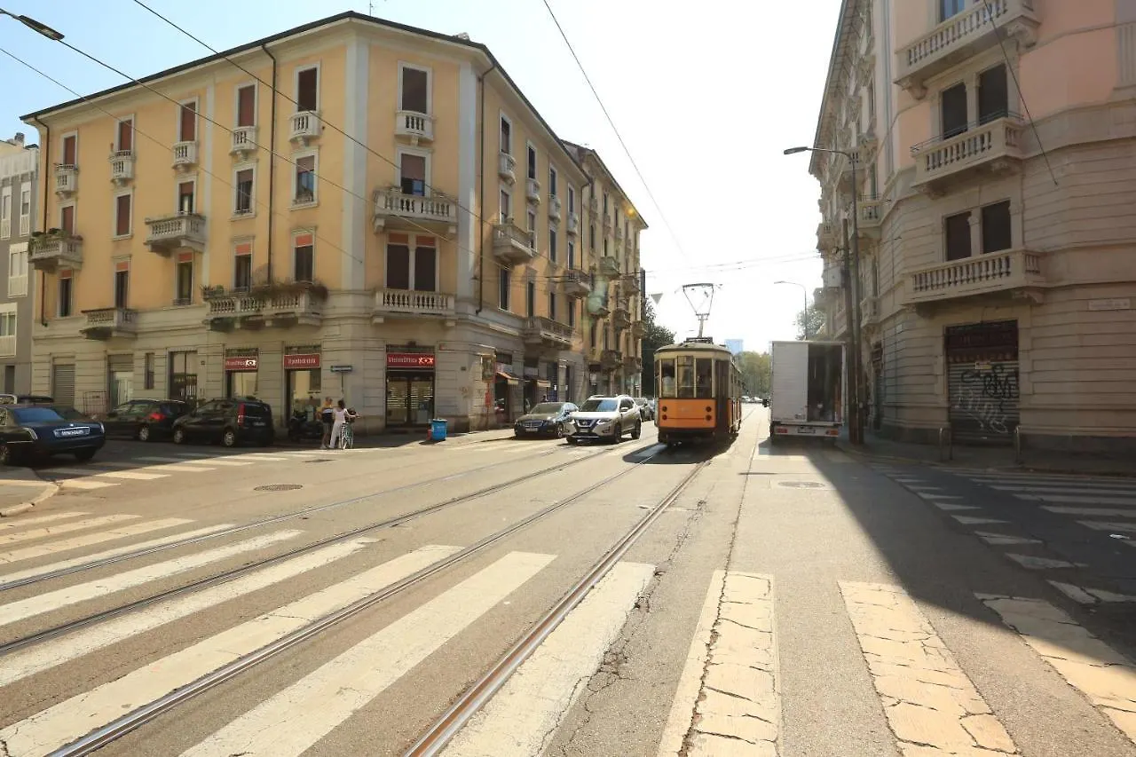 Appartamento Residenza Accursio By Biphosting Milano Italia